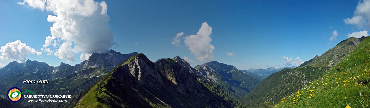 24 Tra Valcanale (Val  Seriana) e Valle di Roncobello (Val Brembana).jpg